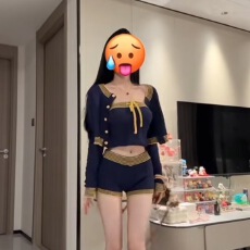 批发学院风撞色针织套装女2025年秋冬辣妹修身显瘦开衫短裤裹胸三件套