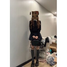 批发秋冬韩系一整套ootd穿搭套装女撞色翻领针织格子百褶半身裙两件套