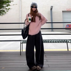 批发粉色毛衣女款2025新款爆款宽松休闲针织衫慵懒高级感秋<b class='q'>冬</b>内搭上衣