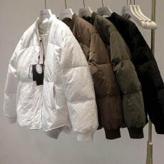 批发2025年秋冬新款保暖羽绒棉服女宽松纯色<b class='q'>棒球</b>服领慵懒风面包<b class='q'>服外套</b>