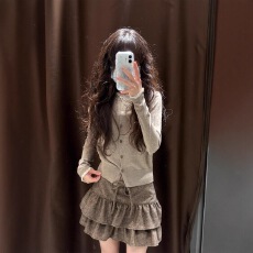 批发2025秋季新品<b class='q'>女装</b>甜美时尚拼接圆领长袖花边饰边针织外套3920760