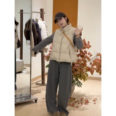 批发羽绒马甲女2025新款秋冬<b class='q'>韩版</b>宽松<b class='q'>休闲</b>白鸭绒背心今年流行马夹外穿