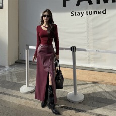 批发<b class='q'>纯</b>欲风御姐套装裙女秋季高级性感镂空内搭上衣修身开叉皮裙两件套