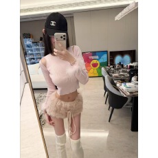 批发韩系粉色长袖针织衫女秋冬季镂空露肩<b class='q'>打底衫</b><b class='q'>修身</b>显瘦辣妹内搭上衣