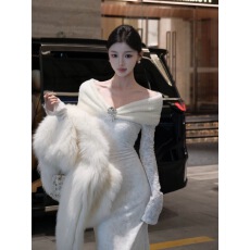 批发生日裙子高级感年会礼服裙<b class='q'>高端</b>轻奢小众气质白色蕾丝一字肩<b class='q'>连衣裙</b>