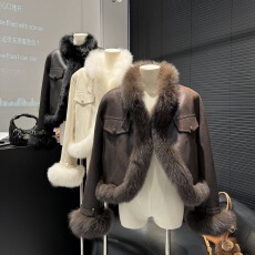 批发2025冬海宁新款小个子狐狸毛麂皮绒<b class='q'>皮草</b>女<b class='q'>短款</b>真毛显瘦年轻款外套