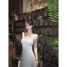 批发Kiooo流光柔裙高级定制钻石<b class='q'>珠宝</b>流光缎面长裙礼服