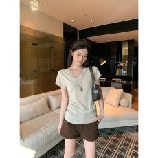 批发宋正恩黑色V领宽松天丝短袖t恤女夏季莱赛尔显瘦简约掐腰绝美上衣