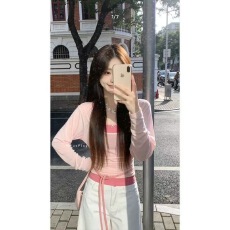 批发甜美风粉色花边吊带背心上衣女夏季穿搭显瘦收腰长袖罩衫T恤套装