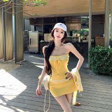 批发休闲运动套装裙女夏季巨好看性感辣妹抹胸背心<b class='q'>上衣</b>包臀半身短裙子