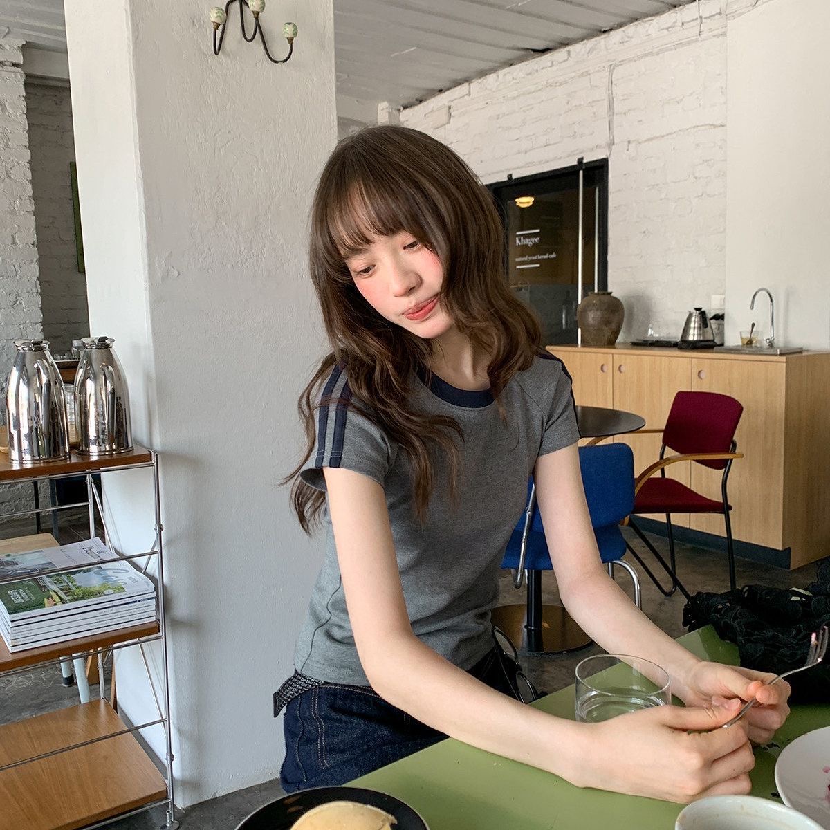 안녕하세요. 대포 아메리칸 배색 반팔 티셔츠 여성 여름 2026 새로운 디자인 센스 다용도 미니멀리즘 순면 맨위