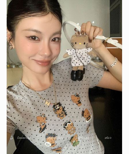linoneone 블랙 가죽 야옹 소스 오리지널 디자인 휴가 서핑 kitty 귀여운 몸매 가꾸기 신축성 반팔 티셔츠