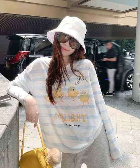 지구 가게 샤오 황 오리 프린트 얇은 스타일 Tulle 자외선 차단 블라우스 여자 이른 봄 루즈핏 스트라이프 긴팔 티셔츠 맨위
