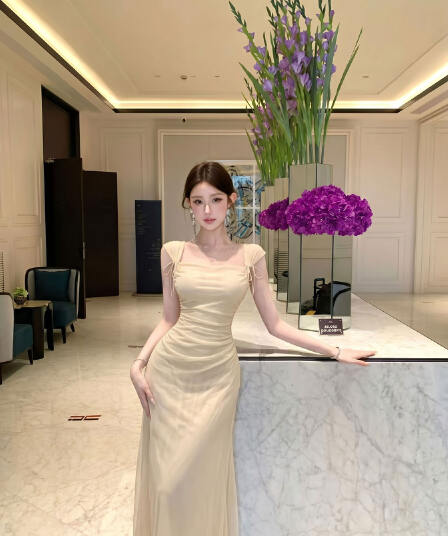 실사 프랑스식 슬립 주름 흔들다 칼라 몸매 가꾸기 슬림해 보이는 품격 순수한 욕망 드레스