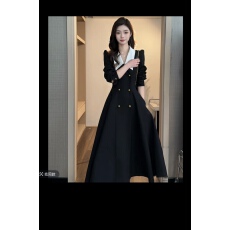 批发25秋新显瘦气质小众轻奢赫本风长<b class='q'>裙</b><b class='q'>礼服</b>连衣<b class='q'>裙</b> 10602