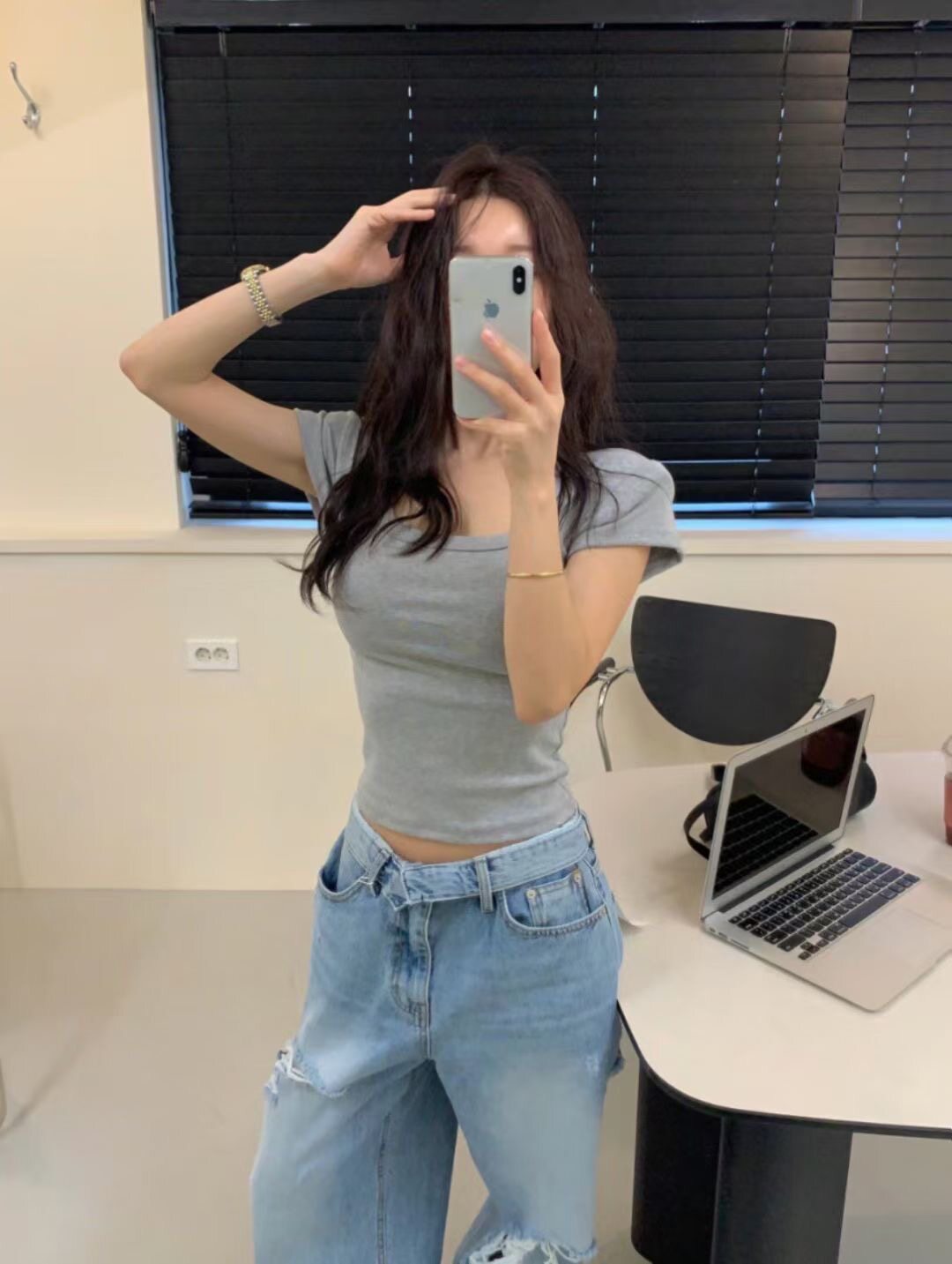 한국 동대문 봄 몸매 가꾸기 다용도 단색 u 칼라 반팔 티셔츠