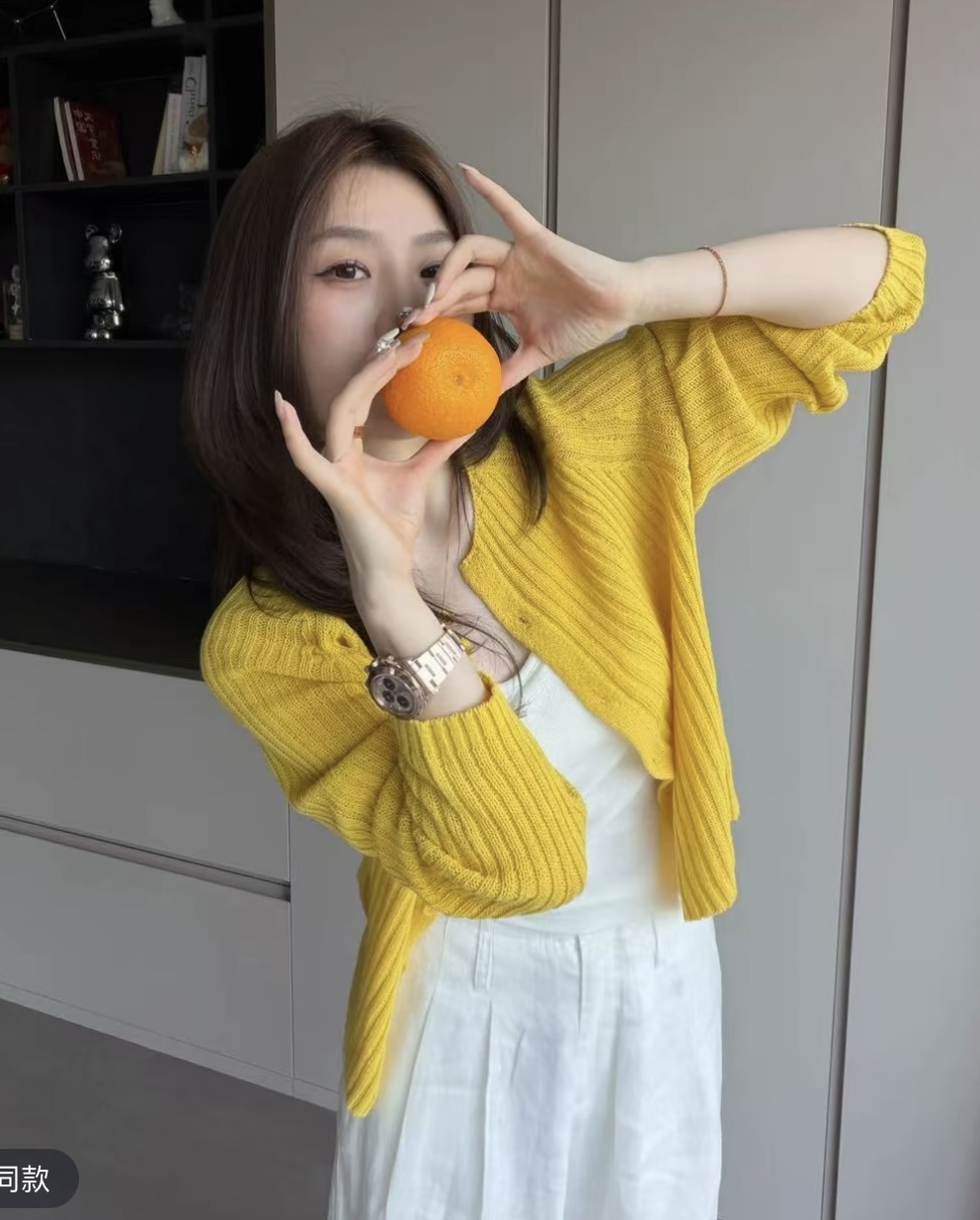 콩 추천 3902 봄 색상 슬림해 보이는 오픈 가디건 싱글 줄 버튼 얇은 스타일 재킷 긴팔 화이트 긴 바지