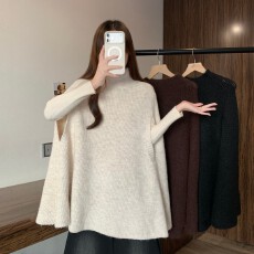 批发实拍~ 大码胖MM秋<b class='q'>冬</b>新款立领老钱风斗篷宽松啊上衣针织衫毛衣