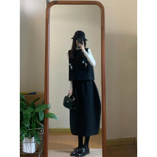 批发新中式重工立体珠花单排扣<b class='q'>马甲</b>外套气质半身裙新款套装女