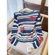 批发2025夏季新款蓝色<b class='q'>条纹</b>提花套头针织衫百搭洋气上衣打底上<b class='q'>长袖</b><b class='q'>T</b><b class='q'>恤</b>