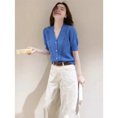 批发超好看蓝色V领短袖<b class='q'>针织</b>开<b class='q'>衫</b>女2026夏季新款小香风独特别致上衣潮