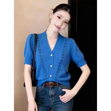 批发克莱因蓝V领短袖<b class='q'>针织</b>开<b class='q'>衫</b>女2026夏季新款镂空设计感小众独特上衣