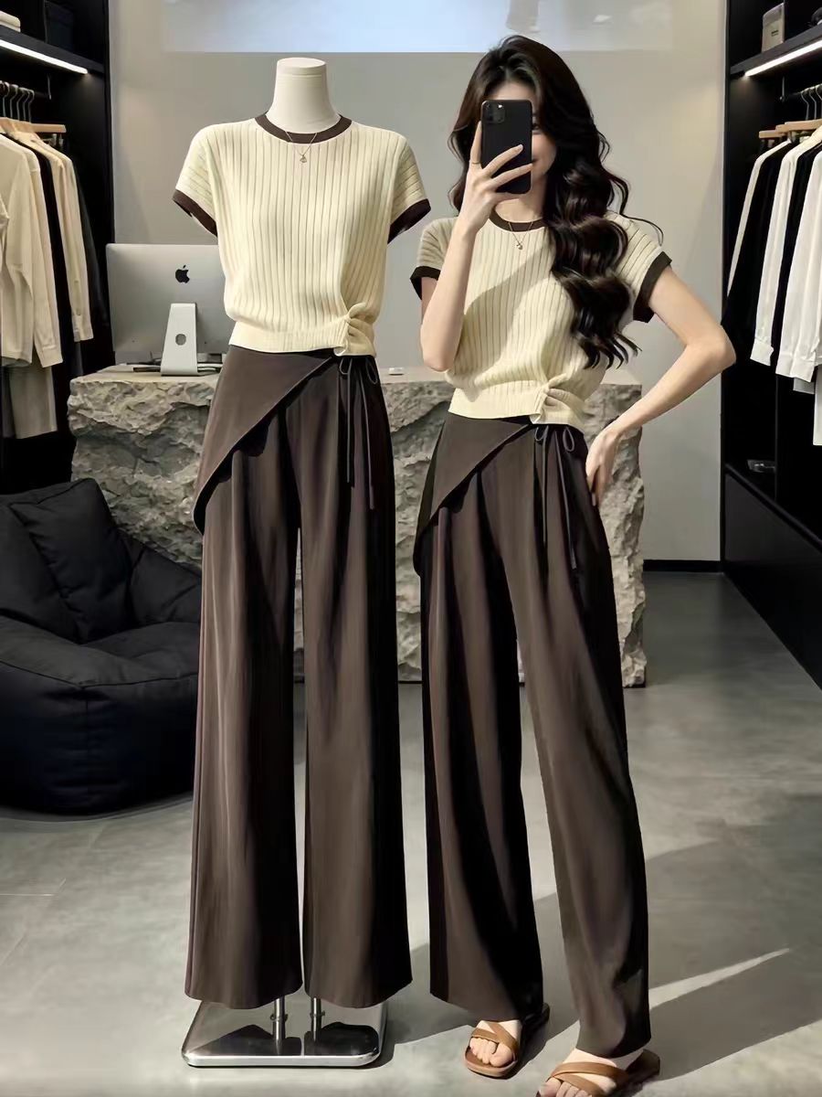 오래된 돈 바람 착용 가져 가라. 살구 커피 색상 꼬집기 허리 반팔 티셔츠 여성 여름 2026 새로운 특별 잘 생긴 ~ 중 꼬집기 허리 위로 의류