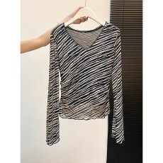 批发原版优质面料 长袖斑马纹v领T恤女秋季2025新款复古打底衫上衣潮