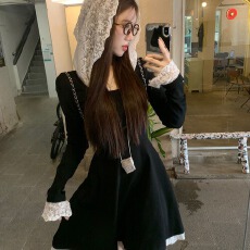 批发260克人棉+蕾丝 拼接撞色连帽长袖连衣裙女法式小众收腰显瘦短裙