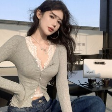 批发人棉坑条+<b class='q'>蕾丝</b> 新款v领长袖开衫<b class='q'>蕾丝</b>内搭修身百搭灰色瘦叠穿上衣