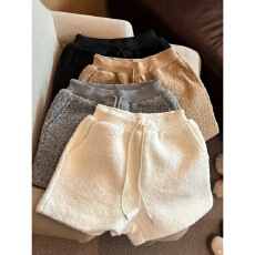 批发柚色  580克绒料 羊羔毛女秋冬抽绳显瘦裤子高腰直筒<b class='q'>短裤</b>a字热裤