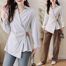 批发实拍大码秋季新款不规则绑带收腰条纹<b class='q'>衬衫</b>女设计感v领长袖上衣