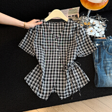 批发实拍 大码<b class='q'>女装</b>2026夏季新款V领格纹衬衫绑带收腰<b class='q'>胖</b><b class='q'>MM</b>