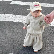 批发儿童加绒套装2025新款冬季<b class='q'>男童</b>中<b class='q'>小童</b>加厚卡通连帽卫衣卫裤两件套