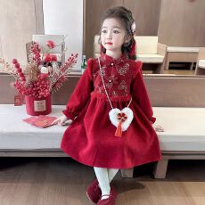 批发拜年服女童连衣裙<b class='q'>冬</b>季款2025年新款儿童<b class='q'>冬</b>装女宝宝秋季中国风裙子