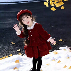 批发新年2026新款女宝冬季亮闪闪红蓬蓬蛋糕公主裙儿童洋气花边连衣