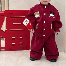 批发2026新款儿童拜年服冬季加厚男女童新年套装卡通红色喜庆过年衣服