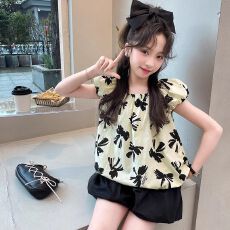 批发<b class='q'>女</b><b class='q'>童</b>夏装短袖套装2026新款儿童中大童女孩时髦洋气夏季短裤两件套