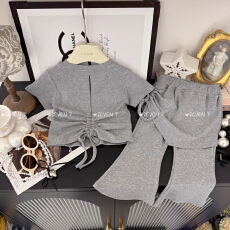 女童个性时尚套装2026夏季新款喇叭裤儿童女后背露背屁帘两件套潮