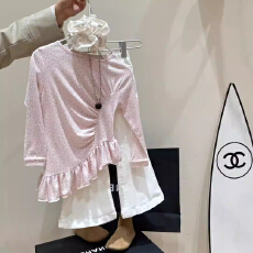 批发儿童<b class='q'>套装</b>春装2026新款小女孩韩系花边轻薄长袖独特漂亮宝宝喇叭裤