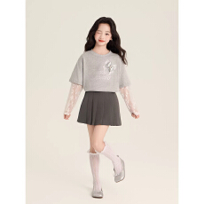 批发女<b class='q'>童</b><b class='q'>2026</b>年<b class='q'>春季</b>新款美式复古设计甜美风百搭蕾丝拼接袖假两件上衣