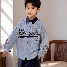 批发男童<b class='q'>春</b>夏季卡通字母刺绣条纹2026年新款中大儿童洋气时尚潮酷衬衫