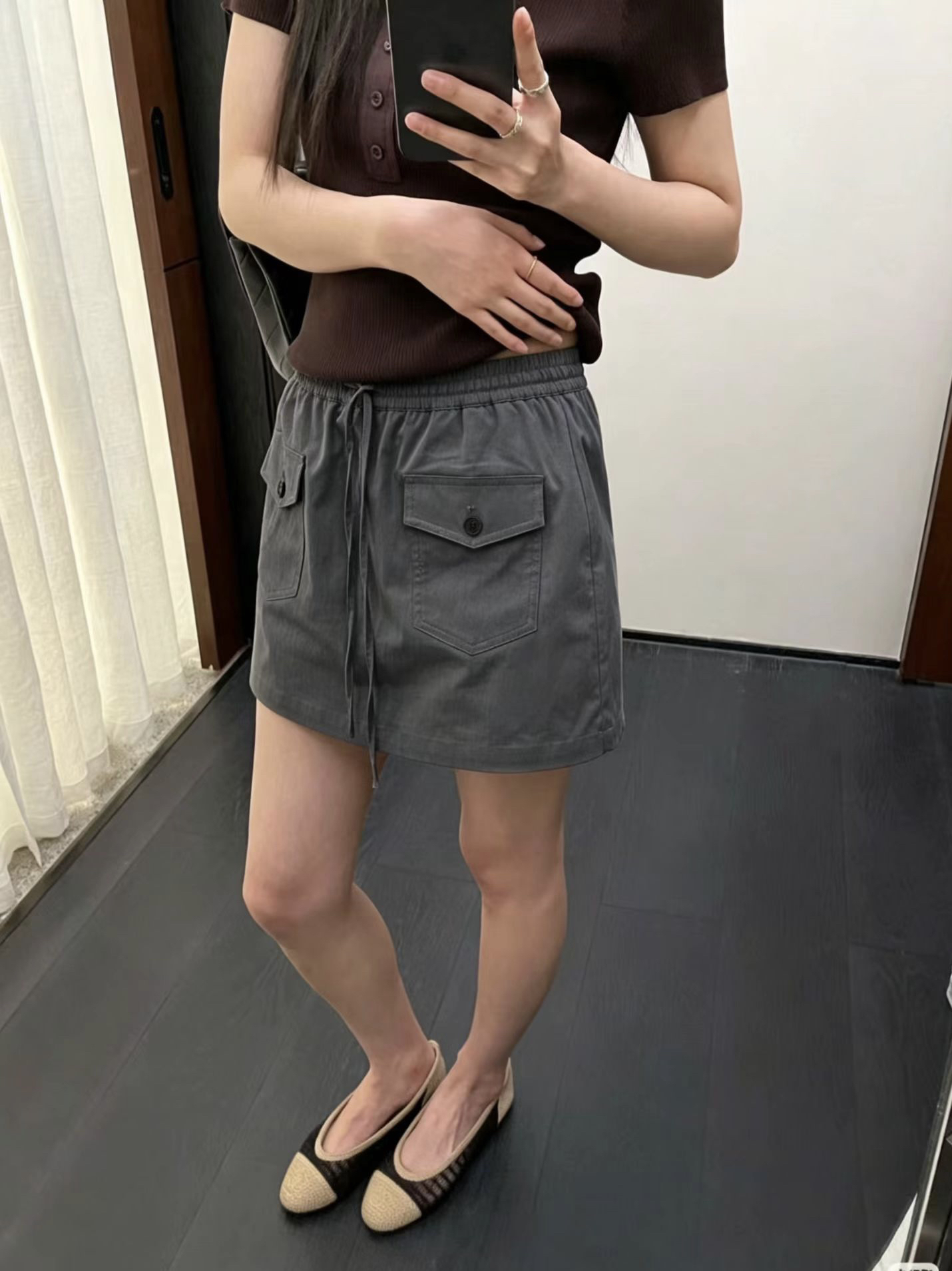 한 부서 미니멀리즘 품격 다용도 슬림해 보이는 빅 포켓 장식 반신 스커트