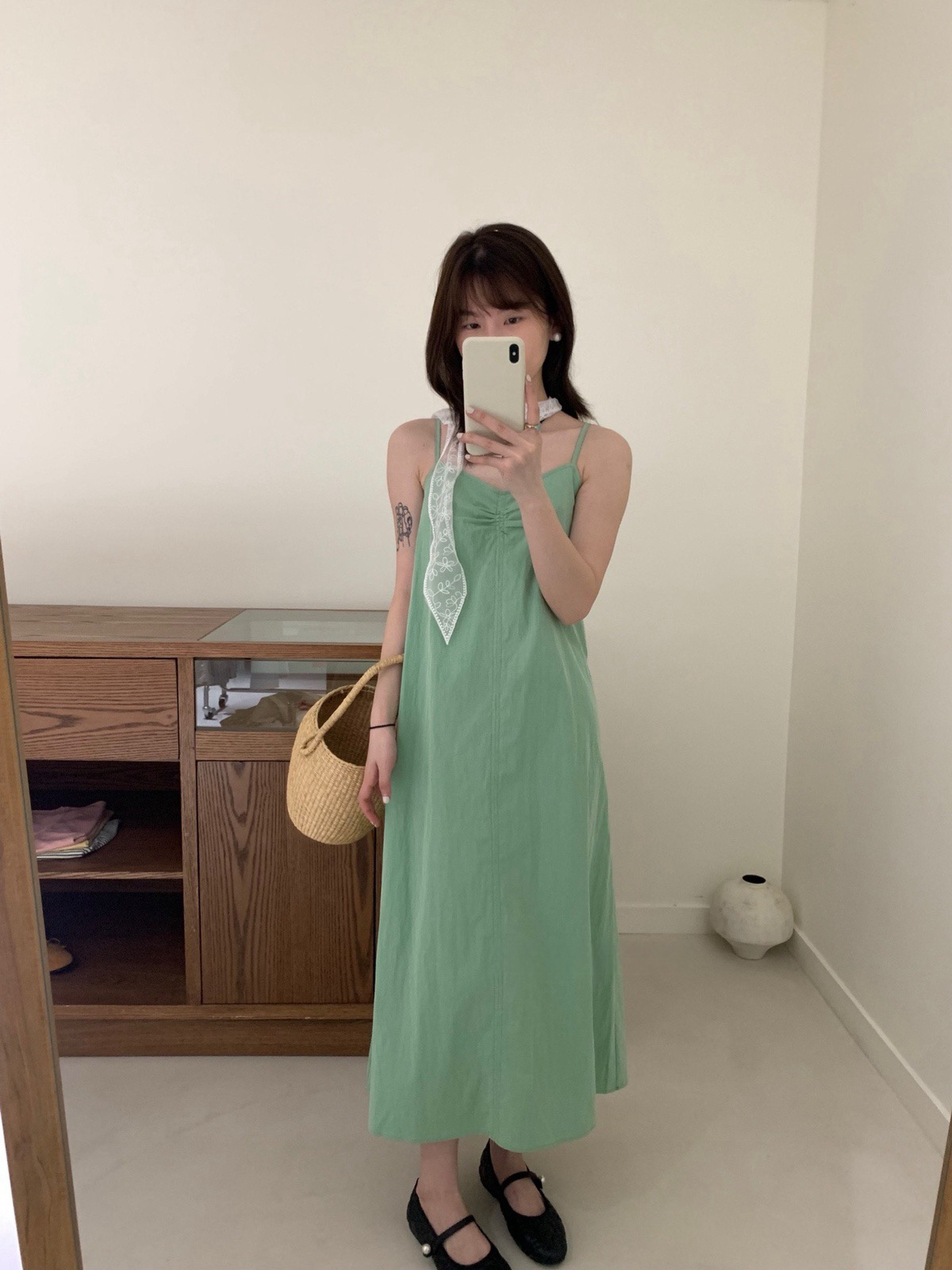 신선함 여름 한 부서 미니멀리즘 디자인 작은 주름 신선함 품격 슬립 드레스