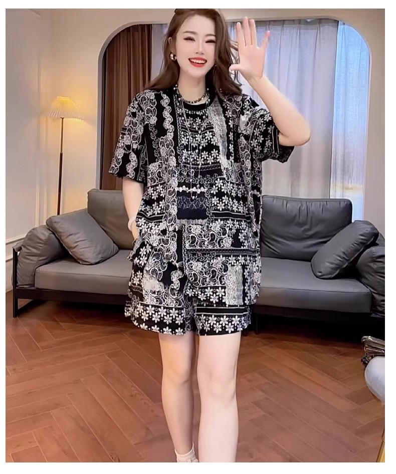 유럽 상품 고급 센스 루즈핏 프린트 반팔 티셔츠 새로운 여름 캐주얼 스트레이트 반바지 투피스 슈트 여성
