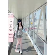 批发白水女 miu系格纹 A字松紧腰裙裤女<b class='q'>夏</b>季复古风凉爽防走光高腰短裤