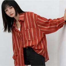 批发<b class='q'>韩版</b>夏季经典红色条纹<b class='q'>衬衫</b>休闲薄款简约长袖上衣<b class='q'>衬衣</b>防晒衣女外套