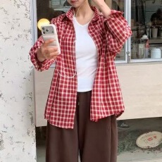 批发<b class='q'>韩版</b>夏季简约经典红色格子衬衫宽松长袖衬衣外套女原宿风防晒衣潮