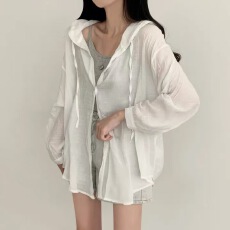 批发<b class='q'>韩版</b>夏季连帽纯色衬衫休闲宽松防晒衣女时尚长袖原宿风简约外套潮