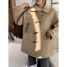 批发chic 韩系冬季复古法式气质牛角扣高级感宽松毛呢子外套大衣